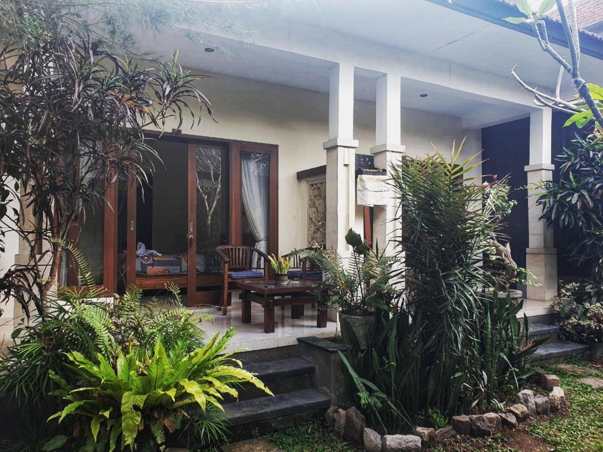 Nyoman Ubud