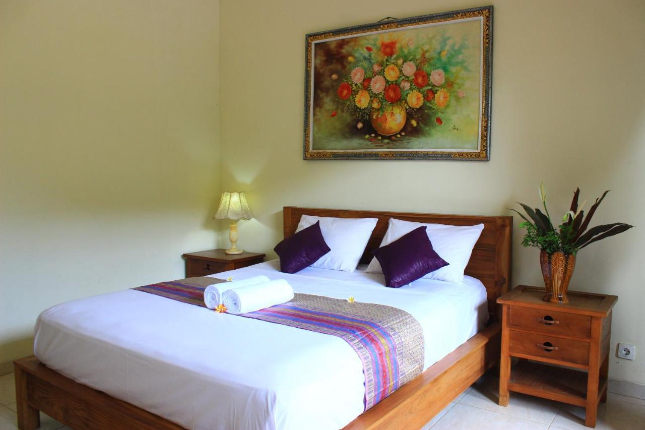 Bed & Breakfast Nyoman 2*